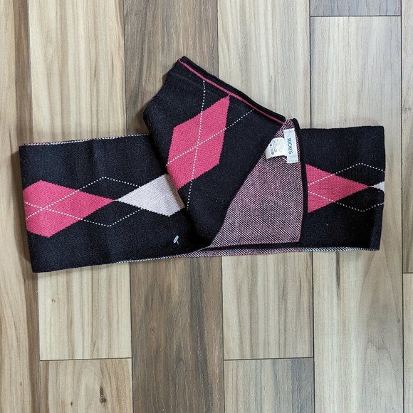 NWOT RICKI'S Women's PINK Diamond Scarf 100% Acrylic Neck Warmer 77" x 6… - Picture 1 of 6